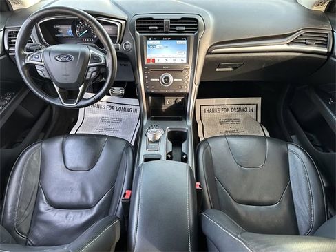 Used 2018 Ford Fusion Titanium image 13