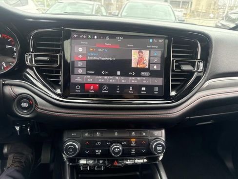 Used 2024 Dodge Durango GT image 26