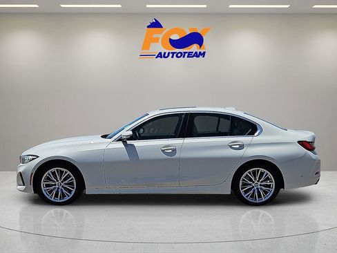 Used 2023 BMW 330i Sedan w/ Premium Package RWD image 2
