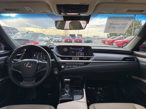 Used 2021 Lexus ES 250 w/ Premium Package image 21