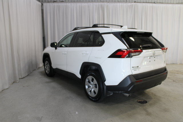 Used 2019 Toyota RAV4 LE w/ Carpet Mat Package AWD/4WD image 27