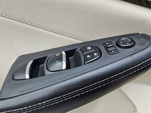 Used 2018 Nissan Maxima Platinum image 26