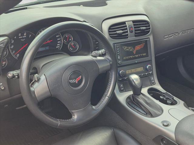 Used 2006 Chevrolet Corvette Coupe w/ Preferred Equipment Group RWD image 9