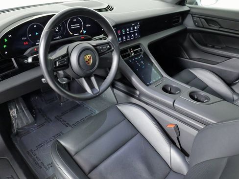 Used 2023 Porsche Taycan 4 Cross Turismo image 27