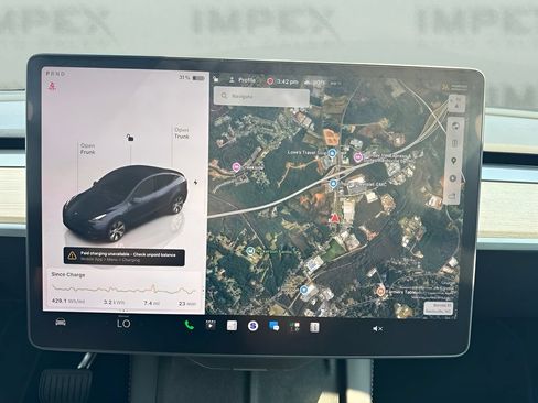 Used 2024 Tesla Model Y Long Range AWD/4WD image 20