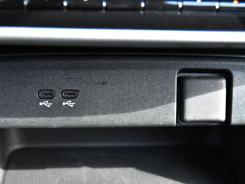 Used 2024 Honda Prologue EX image 27