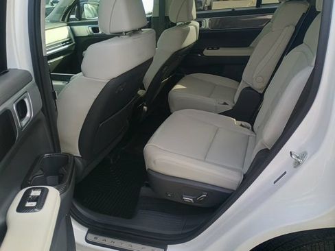 Used 2024 Hyundai Santa Fe Calligraphy AWD/4WD image 22