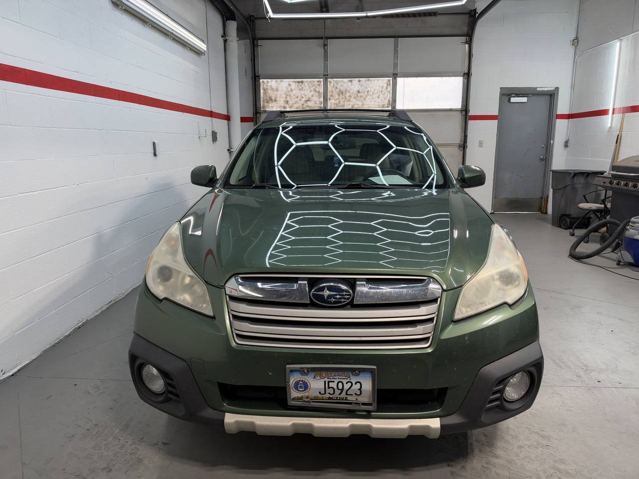 Used 2013 Subaru Outback 2.5i Limited w/ Moonroof Pkg AWD/4WD image 10