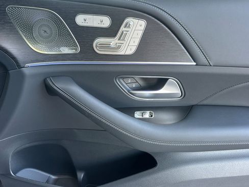 New 2026 Mercedes-Benz GLS 63 AMG 4MATIC image 33