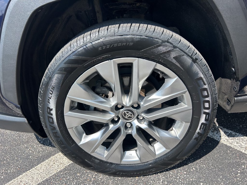 Certified 2023 Toyota RAV4 Limited AWD/4WD image 27