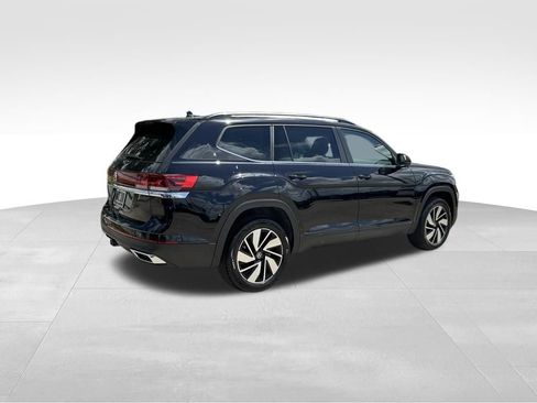 New 2026 Volkswagen Atlas SE FWD image 5