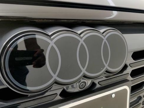 Used 2024 Audi Q8 e-tron Prestige w/ Prestige Package AWD/4WD image 32