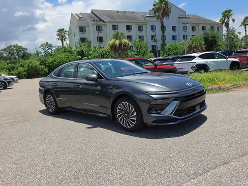 New 2026 Hyundai Sonata Limited FWD image 9