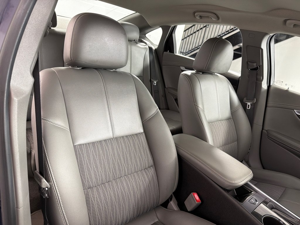 Used 2019 Chevrolet Impala LS FWD image 23