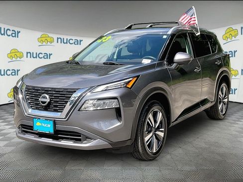 Used 2023 Nissan Rogue SL AWD/4WD image 3