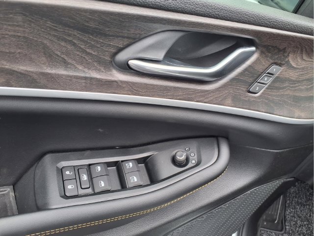 New 2026 Jeep Grand Cherokee L Limited AWD/4WD image 17