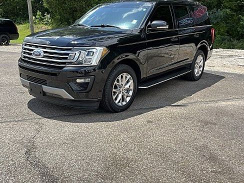 Used 2020 Ford Expedition XLT w/ Equipment Group 202A RWD image 3