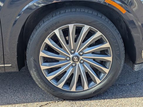 Used 2024 Hyundai Palisade Calligraphy image 10