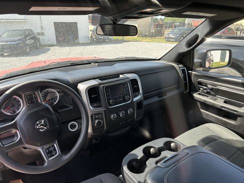 Used 2024 RAM 1500 Classic Warlock RWD image 11