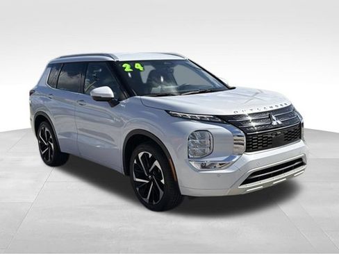Used 2024 Mitsubishi Outlander SEL FWD image 20