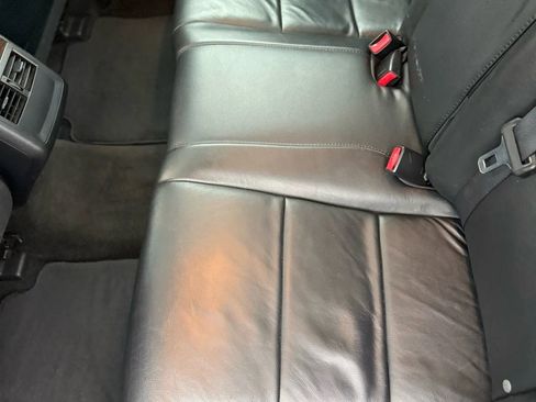 Used 2013 Toyota Avalon XLE image 31