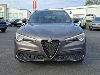Used 2022 Alfa Romeo Stelvio Veloce video 2