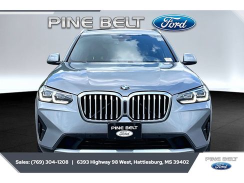 Used 2024 BMW X3 sDrive30i RWD image 3