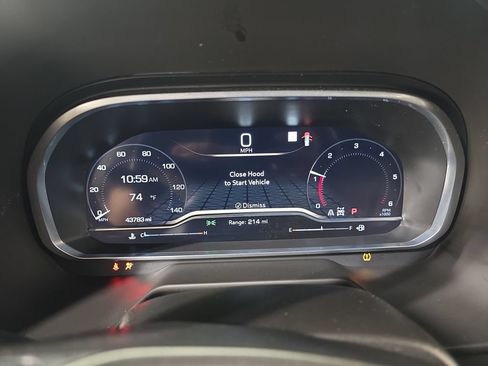 Used 2022 GMC Yukon AT4 w/ Technology Package AWD/4WD image 19