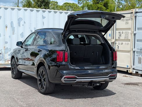 Used 2021 Kia Sorento SX image 13