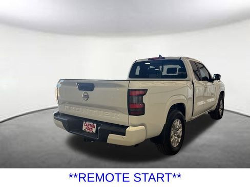 Used 2023 Nissan Frontier SV w/ SV Convenience Package RWD image 6