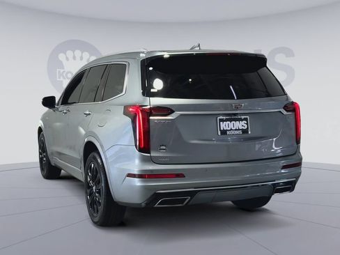 Used 2024 Cadillac XT6 Premium Luxury AWD/4WD image 10