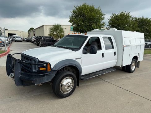 Used 2006 Ford F550 4x4 Crew Cab Super Duty image 1