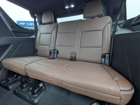 New 2026 Chevrolet Tahoe High Country AWD/4WD image 10