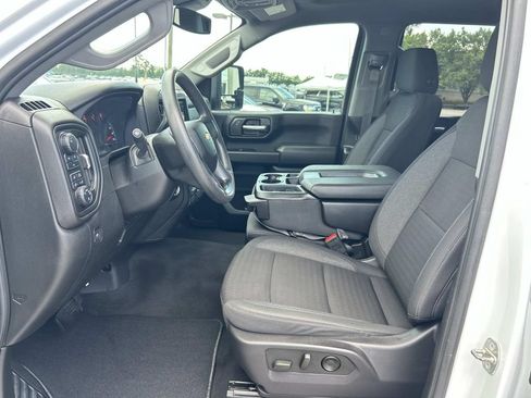 Used 2024 Chevrolet Silverado 2500 Custom w/ Custom Value Package AWD/4WD image 29