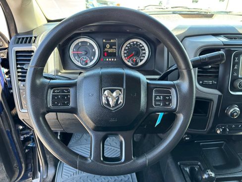 Used 2018 RAM 2500 Tradesman w/ Chrome Appearance Group AWD/4WD image 15