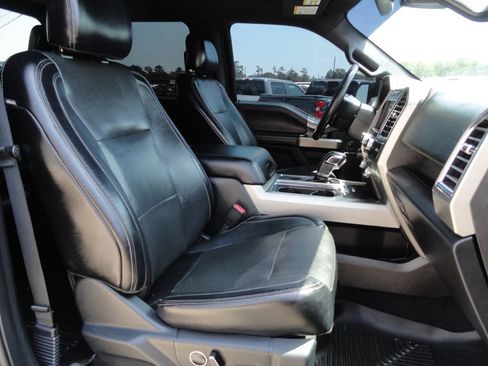 Used 2016 Ford F150 Lariat w/ Equipment Group 502A Luxury AWD/4WD image 11