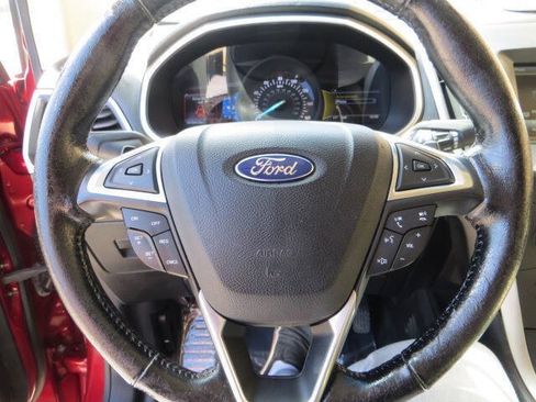 Used 2015 Ford Edge SEL w/ Canadian Comfort Package FWD image 26