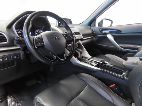 Used 2020 Mitsubishi Eclipse Cross SEL FWD image 8