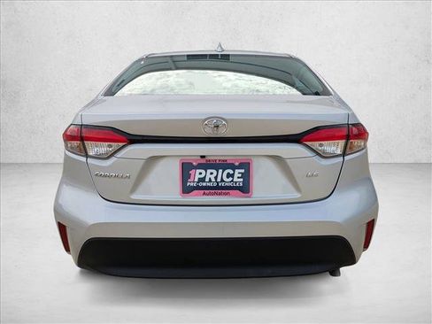 Certified 2024 Toyota Corolla LE image 7