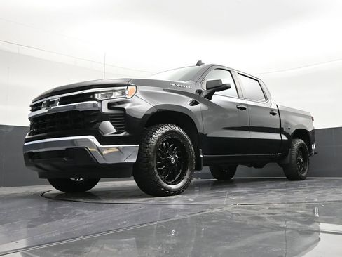 Used 2023 Chevrolet Silverado 1500 LT image 20