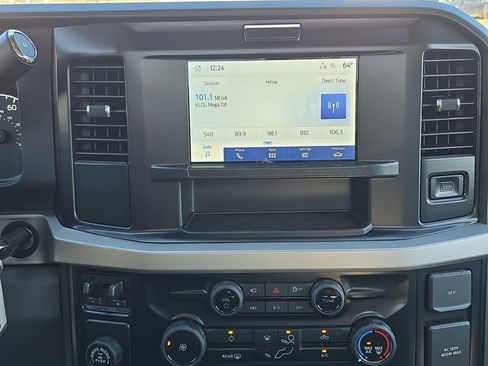 New 2026 Ford F350 XLT w/ 360-Degree Camera Package RWD image 15
