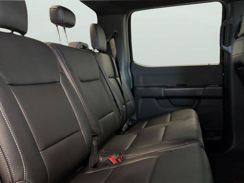 Used 2022 Ford F150 XL w/ STX Appearance Package RWD image 17