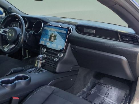 Used 2018 Ford Mustang Coupe RWD image 34