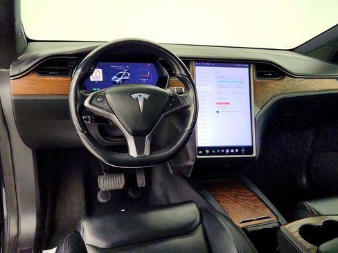 Used 2020 Tesla Model X Long Range AWD/4WD image 11