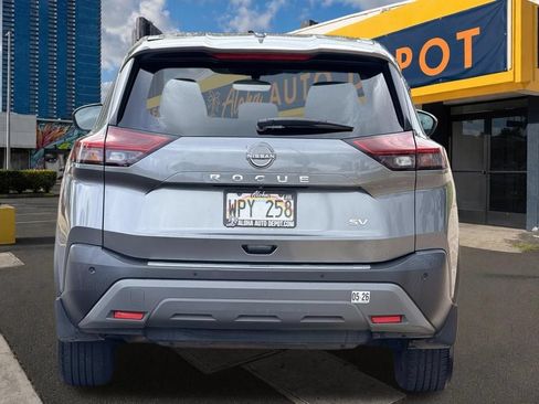 Used 2022 Nissan Rogue SV FWD image 4