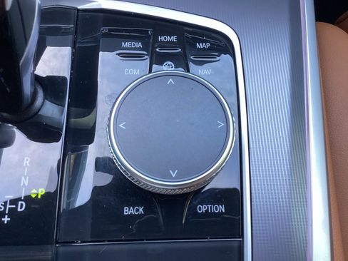 Used 2022 BMW X5 sDrive40i w/ M Sport Package image 63