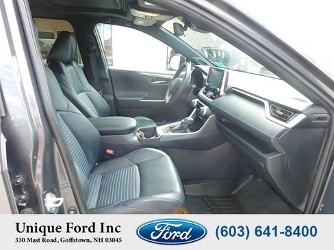 Used 2020 Toyota RAV4 XSE AWD/4WD image 29