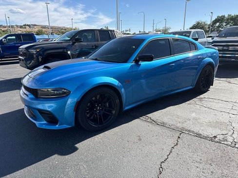 Used 2023 Dodge Charger Scat Pack RWD image 2