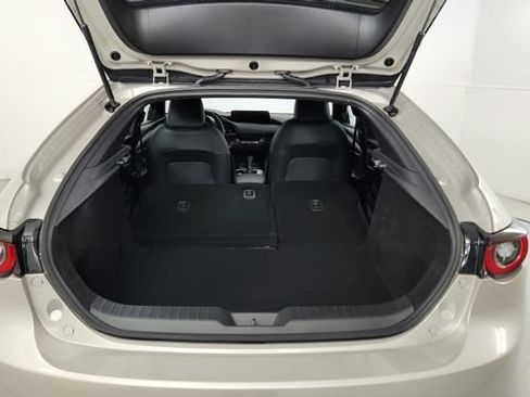 New 2025 MAZDA MAZDA3 Hatchback w/Premium Plus Pkg AWD/4WD image 38