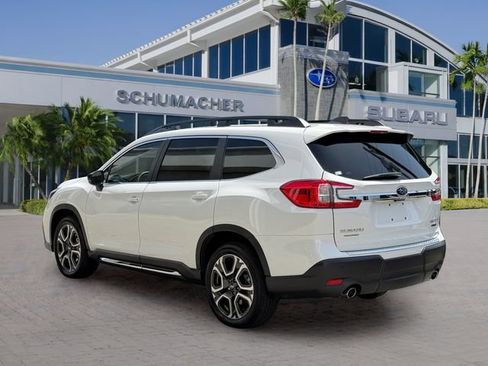 Used 2025 Subaru Ascent Limited AWD/4WD image 5